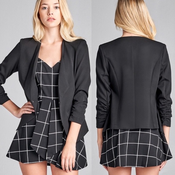 WILA Jackets & Blazers - HP 🎉 1 LEFT sale modern collarless blazer
